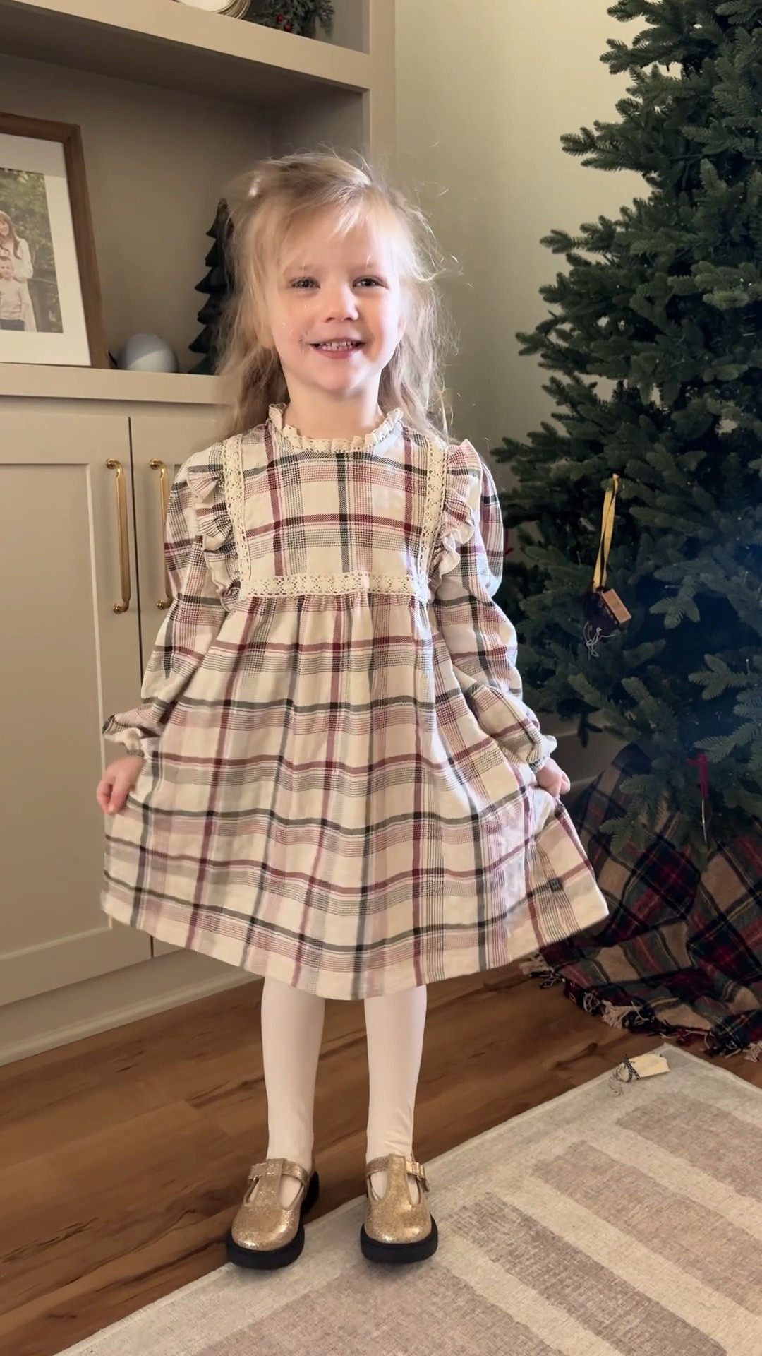 Cutest $16 dress for toddler girls for the holidays. Love that it’s neutral but still festive ❤️

#LTKKids #LTKHoliday #LTKSeasonal