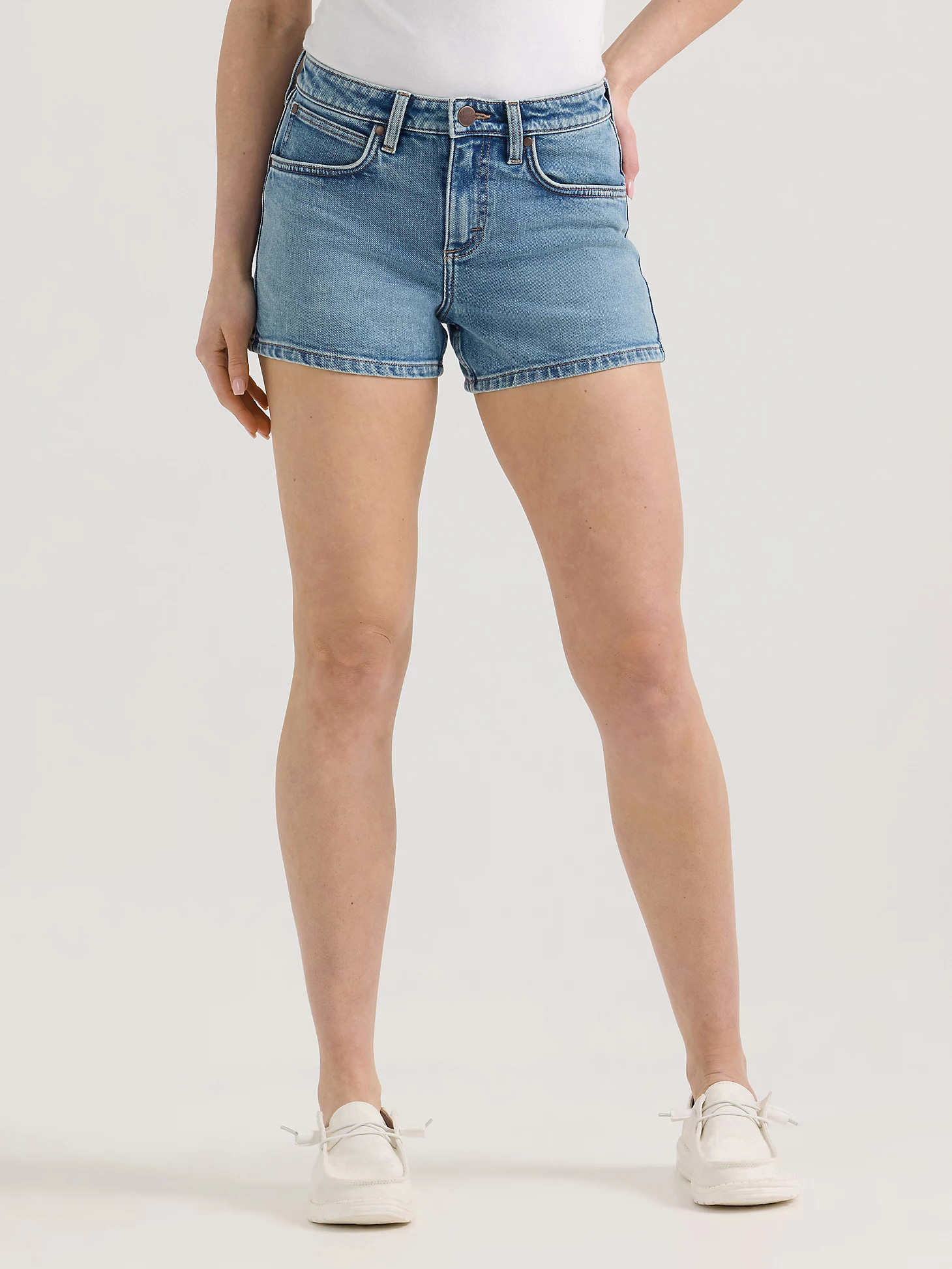 Women's Wrangler Retro® Mae Mid Rise Short | Wrangler