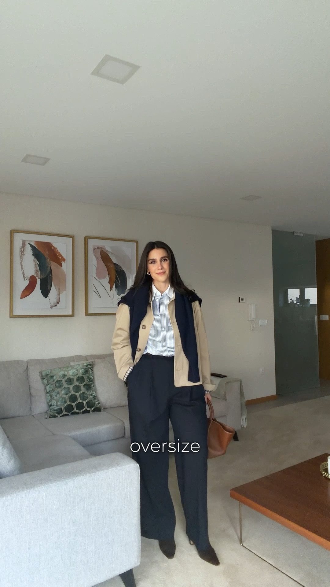 Workwear look, effortless chic, trench coat 

#LTKgrwm #LTKootd