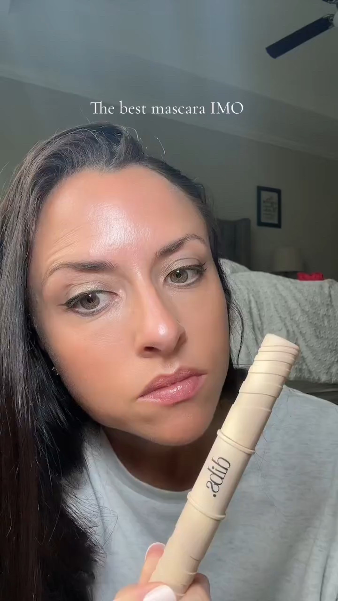 Dibs 2 sided mascara ! 1 side primer , other mascara - stays on ALL day without any flaking or smearing ! Washes off super easy with just warm water ! 

Linked below for you ❤️❤️

#dibs #mascara 

#LTKStyleTip #LTKBeauty #LTKFindsUnder50