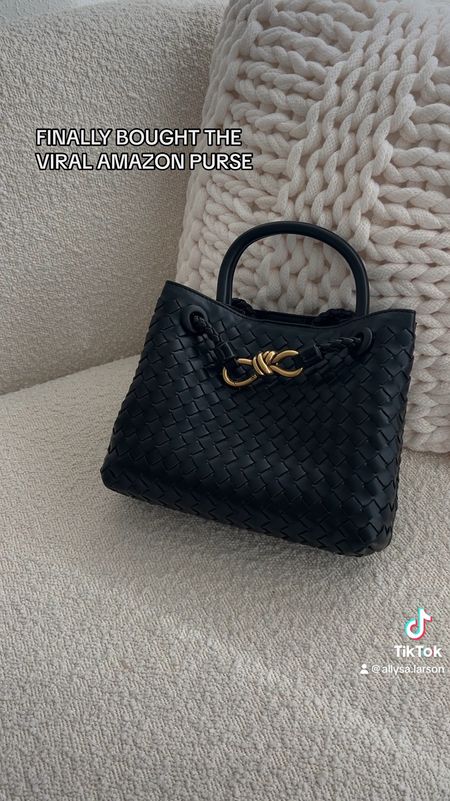 Amazon purse, Amazon finds, black bag, black purse, neutral style 

#LTKfindsunder100 #LTKstyletip #LTKitbag