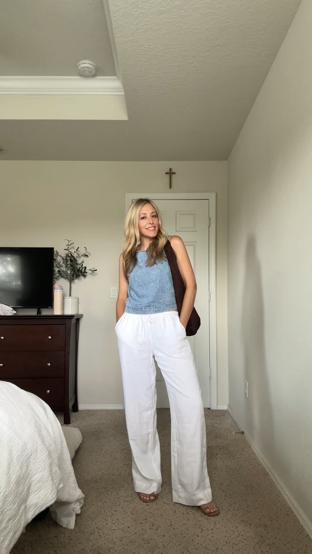 I live in these white linen pants and this denim shell tops goes with just about anything! 

Denim top
Denim shell top
White pants
White linen pants
Gap finds
Abercrombie finds
Summer outfit inspo
Summer outfit inspiration 
Summer outfit ideas

#LTKFindsUnder50 #LTKStyleTip #LTKSeasonal