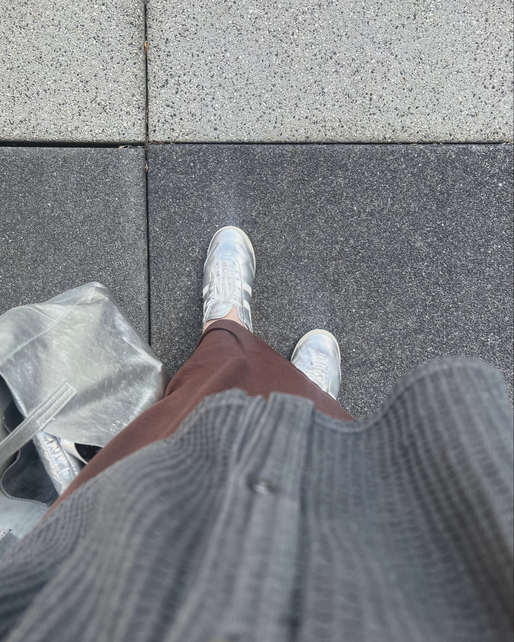 Work outfit felt good today. Fall ready and comfy 🖤🪩🤎


#LTKWorkwear #LTKOver40 #LTKStyleTip