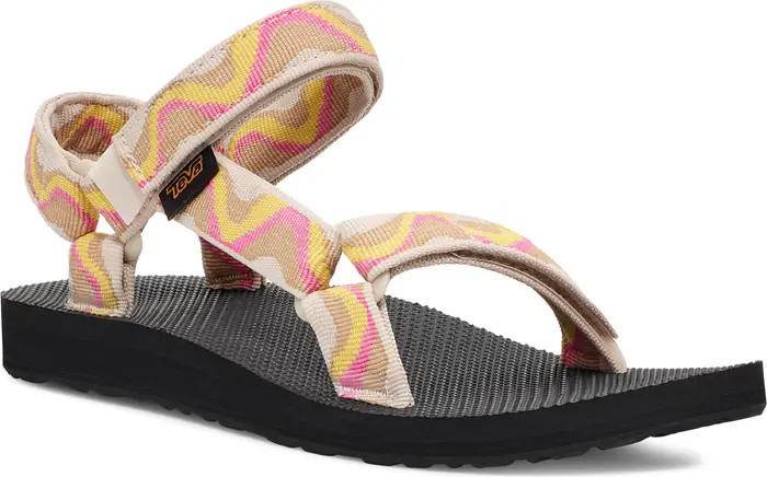 Original Universal Sandal (Women) | Nordstrom Rack