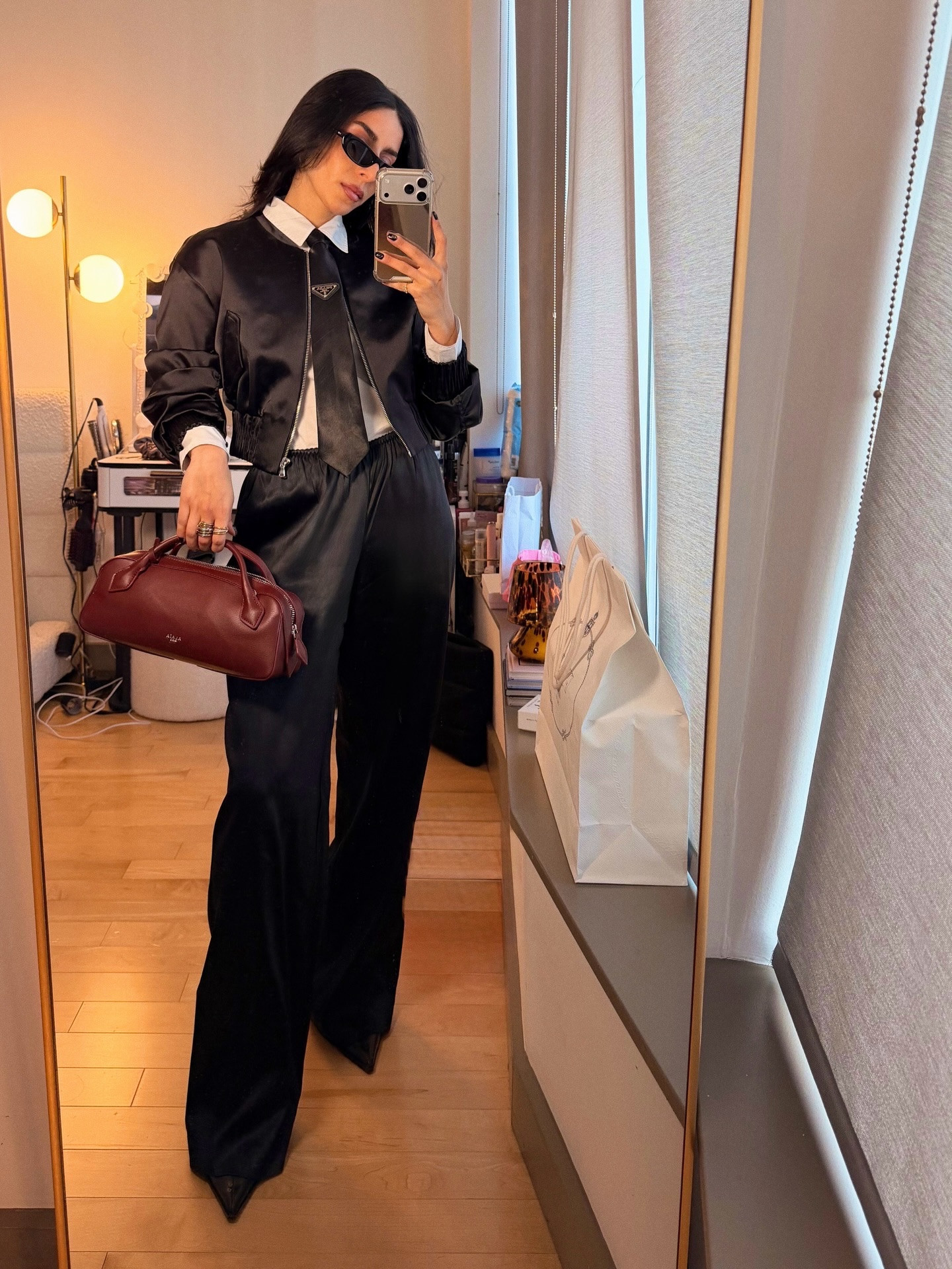 Men in black or cool corporate girlie? Either way, here’s the last Officewear of the year✌🏻#LTKgrwm #LTKootd

#LTKWorkwear