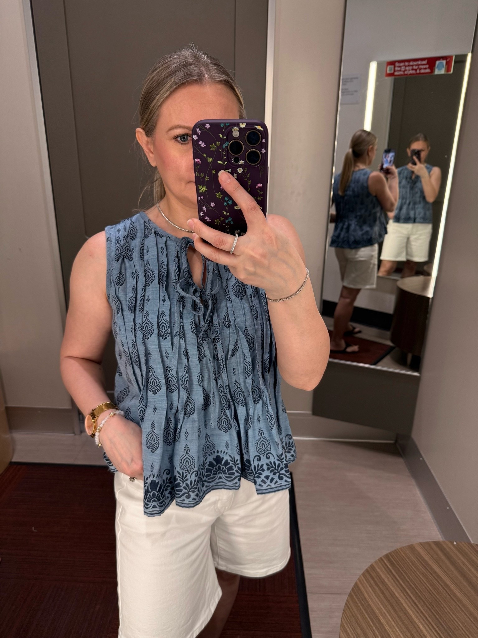 This cute top is perfect for transitioning into fall. I think it will look great paired with a brown cardigan. 



Pre fall outfit, transition piece, transition to fall,

#LTKSeasonal #LTKOver40 #LTKSaleAlert #LTKootd #LTKPetite #LTKWorkwear