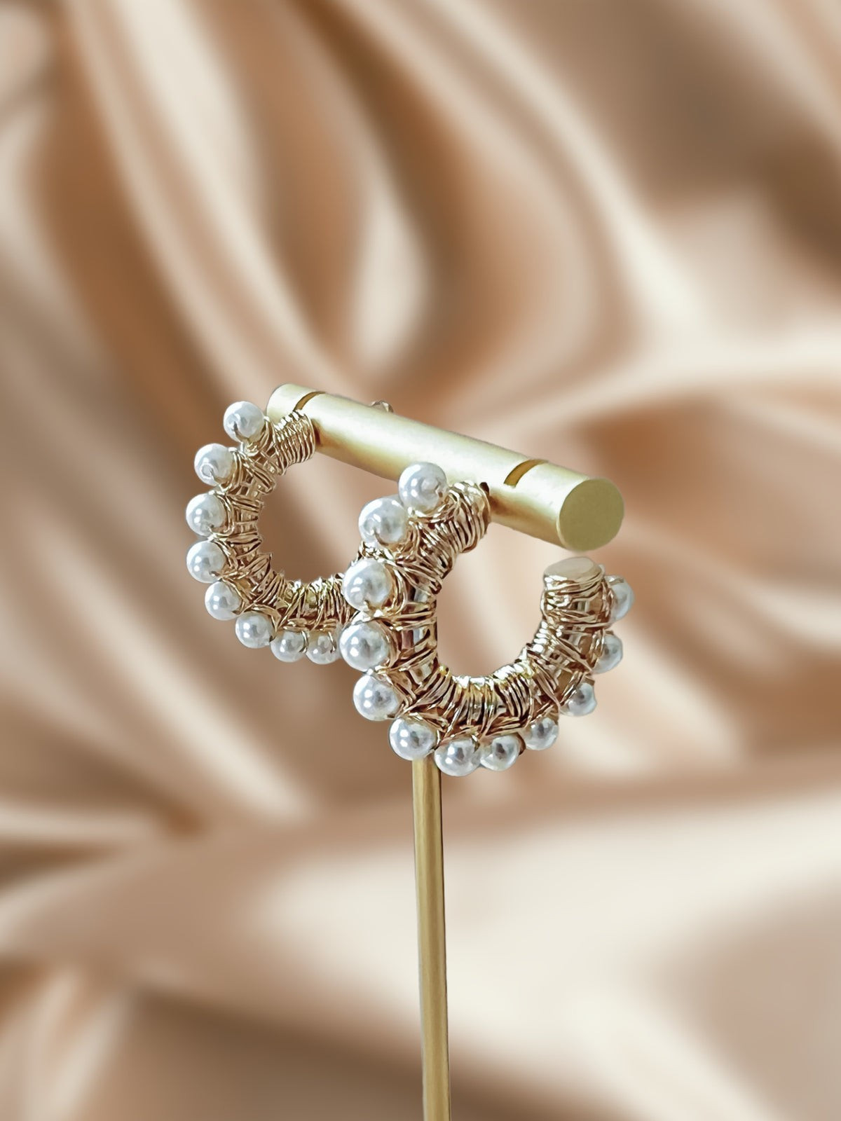 Lina Hoops | Gratefully Helena