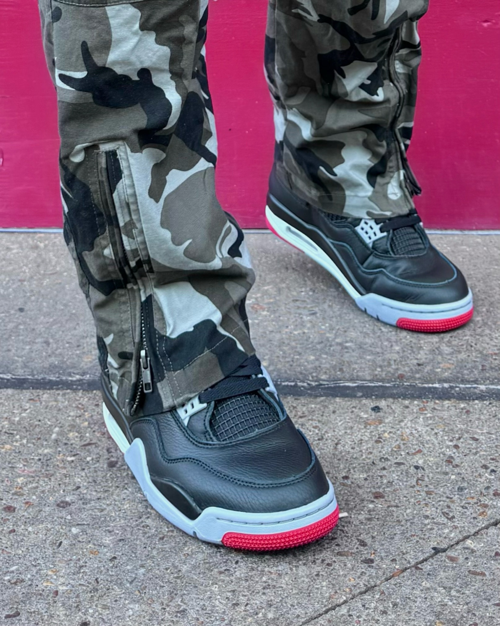 Black and gray camo pants

#LTKShoeCrush #LTKMens #LTKStyleTip