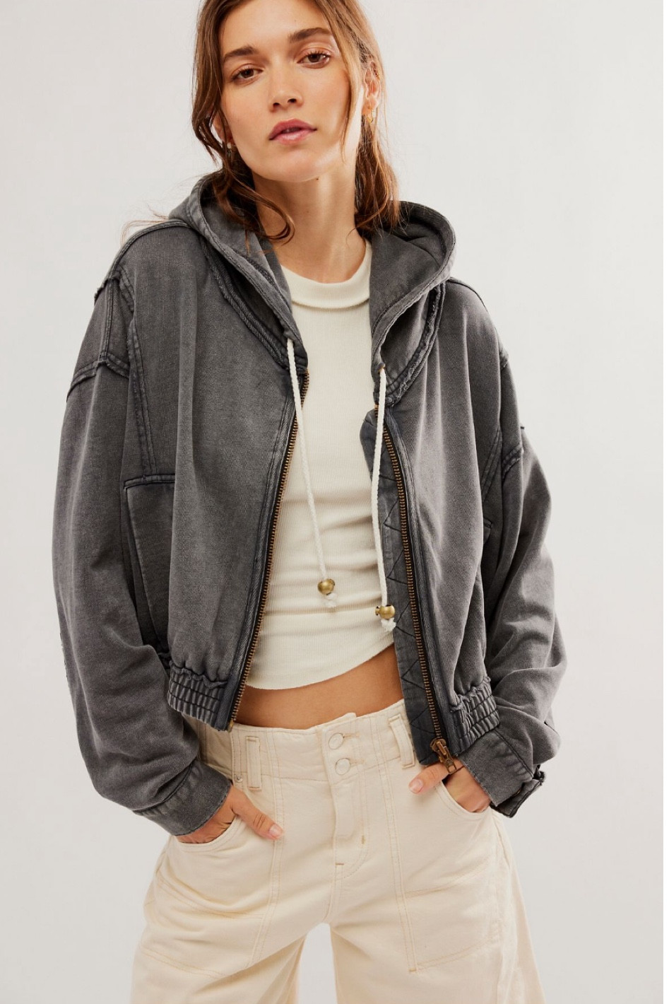  Lightweight Hooded Zip Up. Flowy/ Wide Sleeve Detail!Available in 3 Colors. (ONLY $39.95 RN!!)

#LTKbeauty #LTKfindsunder50 #LTKfindsunder100