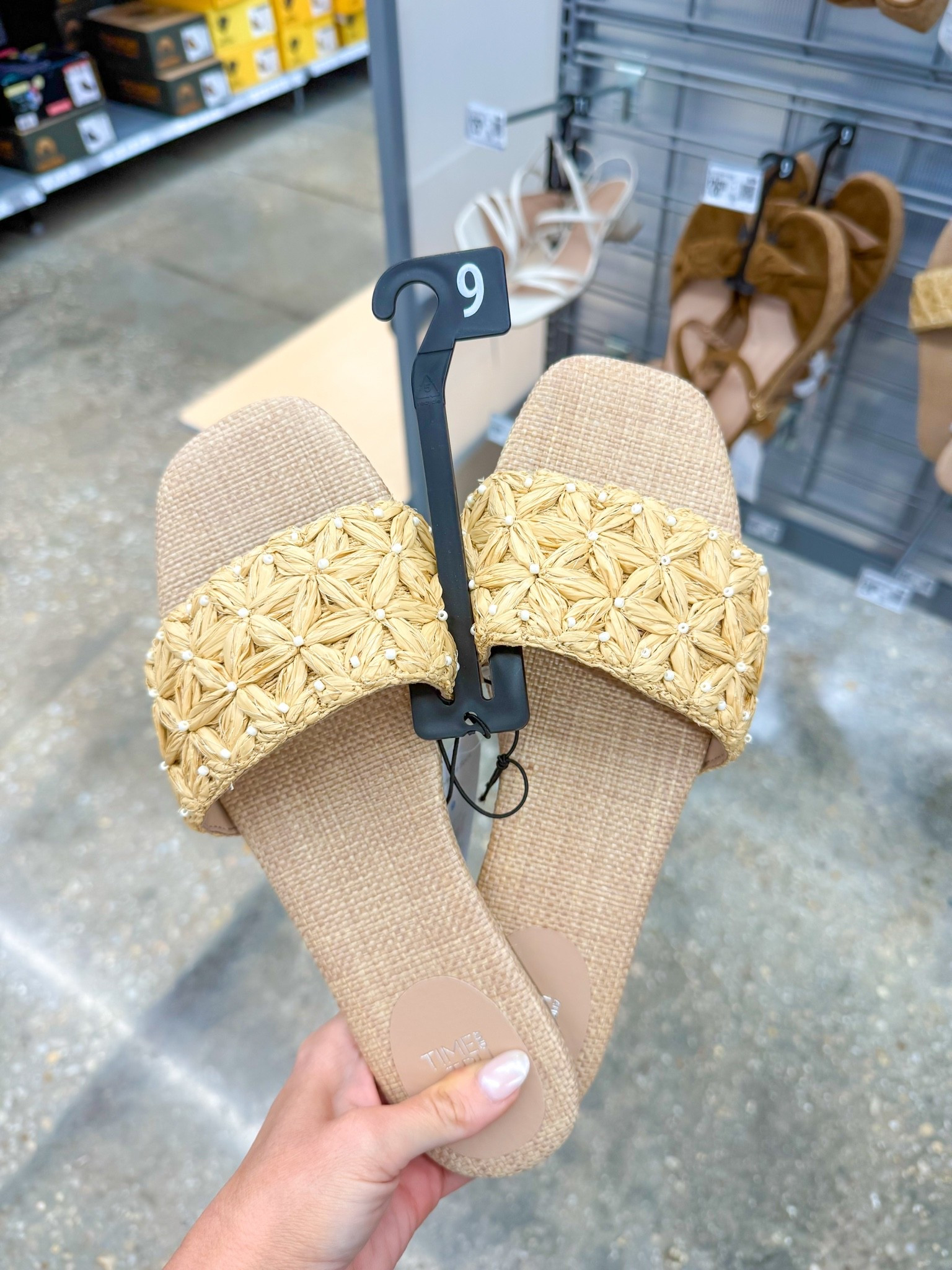 Summer sandals - Walmart finds 






Walmart fashion 
Beach outfit 
Vacation outfits

#LTKootd #LTKSeasonal #LTKTravel