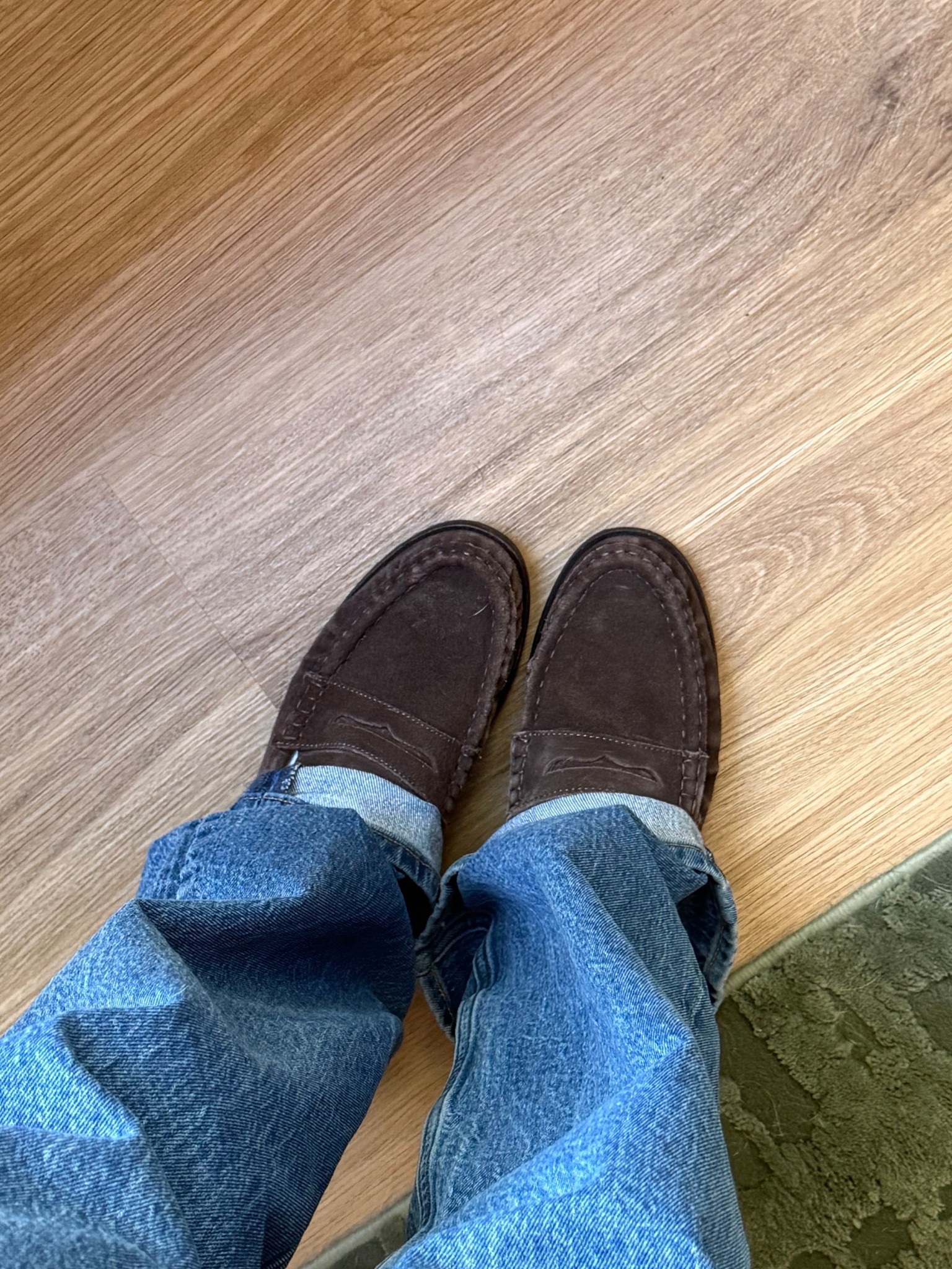 Fall brown suede loafers 

#LTKStyleTip #LTKShoeCrush #LTKSeasonal