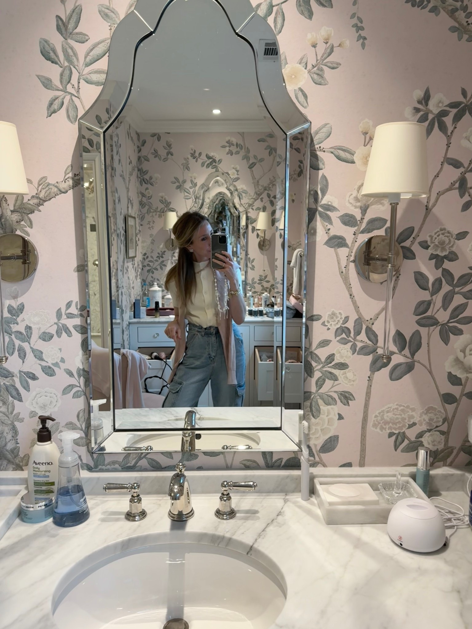 The best shirt! Can’t stop wearing it. 