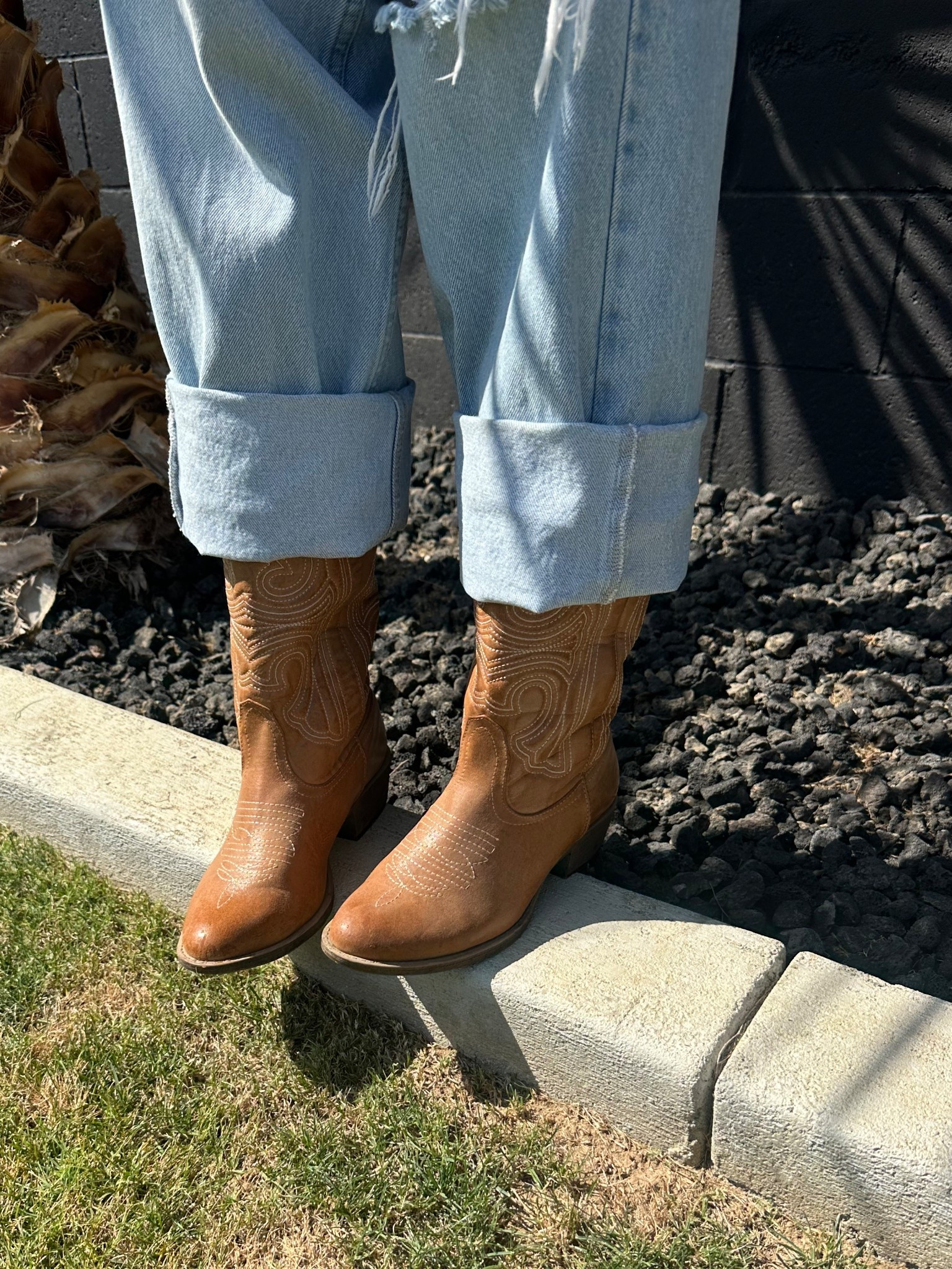 Great quality + comfy cowboy boots TTS and on SALE NOW!! 