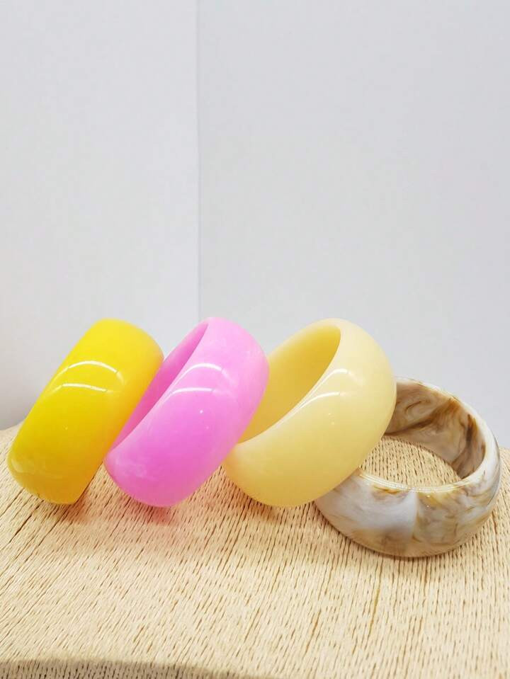 1pc Trendy Vintage Geometric Round Resin Exaggerated Bangle Bracelet, Jelly Color, Acrylic, Versa... | SHEIN