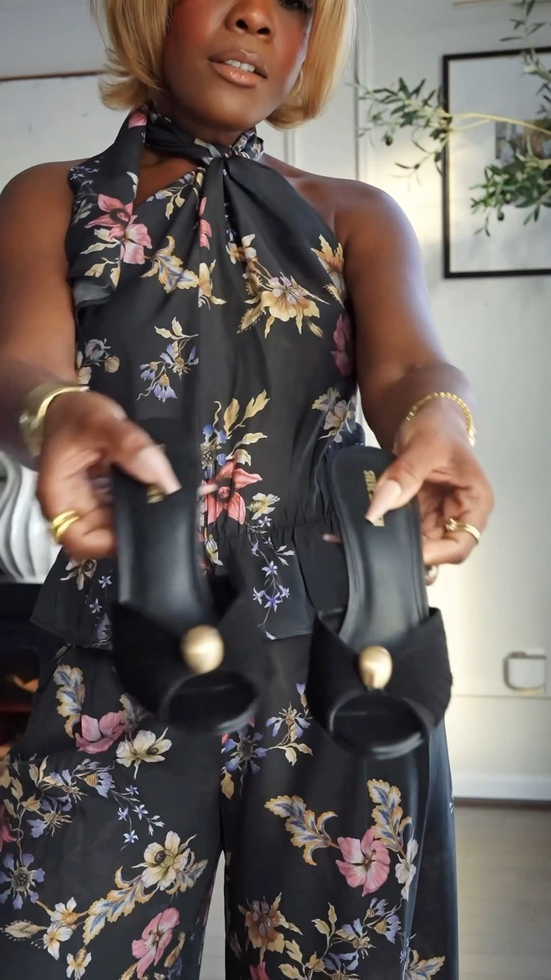 Early Fall outfit idea, fall floral , pants set , trending now , what to wear now

#LTKSeasonal #LTKMidsize #LTKgrwm