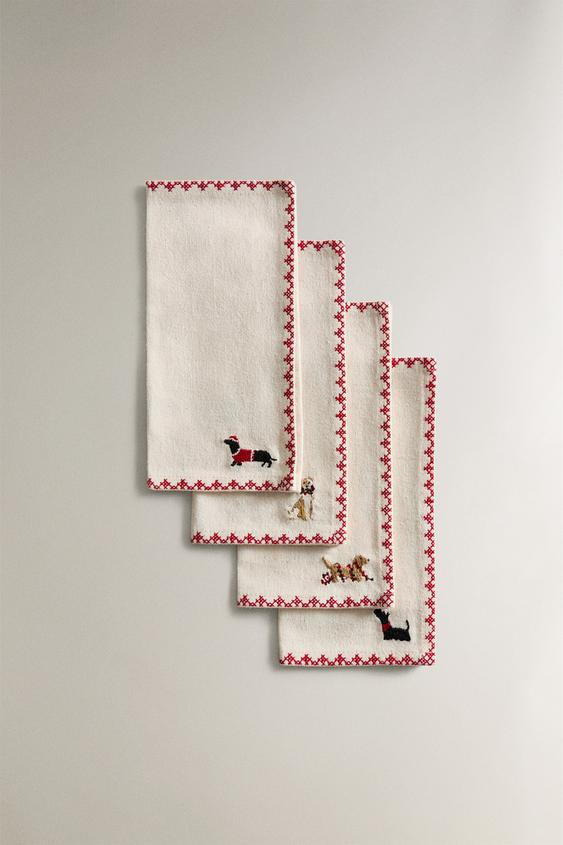SET OF EMBROIDERED COTTON CHRISTMAS NAPKINS (SET OF 4) | Zara US