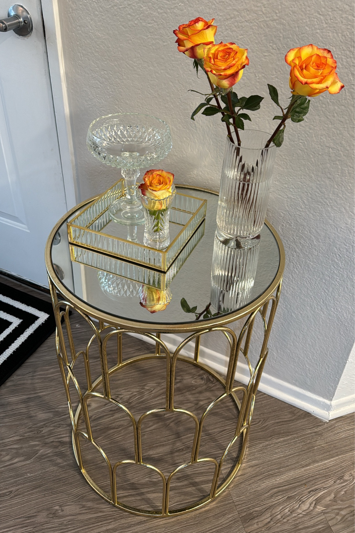 Entry way home decor🏡
Apartment decor
Amazon vase
Living room
Home finds

#LTKfindsunder100 #LTKfindsunder50 #LTKhome