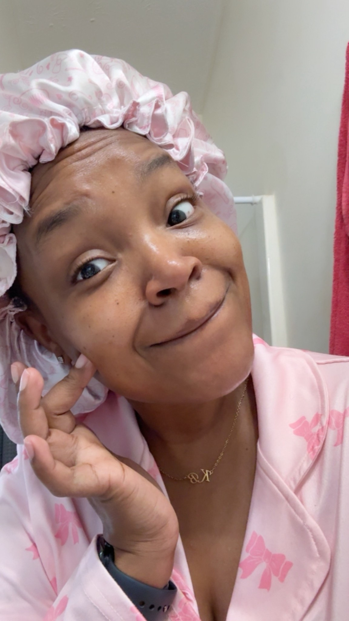 No, you guys… winter dryness is REALLLL 😩❄️

Between the cold air AND sweating a lot during my workouts, my skin has been EXTRA EXTRA EXTRA dry like flaking, tight, uncomfortable dry. So this week I decided to stop playing and give my skin some SERIOUS TLC.

I’ve been super intentional about:
• Eating more fruits
• Drinking more juices
• Prioritizing hydration all day
• Using products that actually agree with my skin instead of forcing what isn’t working

And listen… 7 days in my skin feels so hydrated, so soft, and is literally GLOWING ✨
No flakes. No tightness. Just calm, nourished, happy skin.

This is your reminder that winter skin needs extra love inside AND out. When you support your body, your skin will always respond.

#WinterSkinCare #DrySkinStruggles #SkinTLC #GlowingSkin #HydratedSkin       

#LTKmorningroutine #LTKselfcare #LTKBeauty