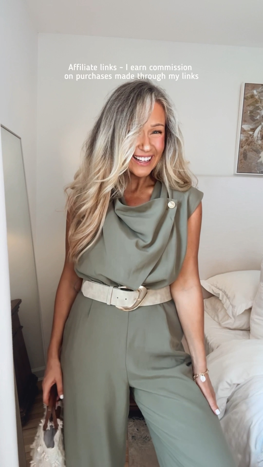 Affiliate links - I earn commission on purchases made through my links

Zara jumpsuit
Zara bag
Zara outfit