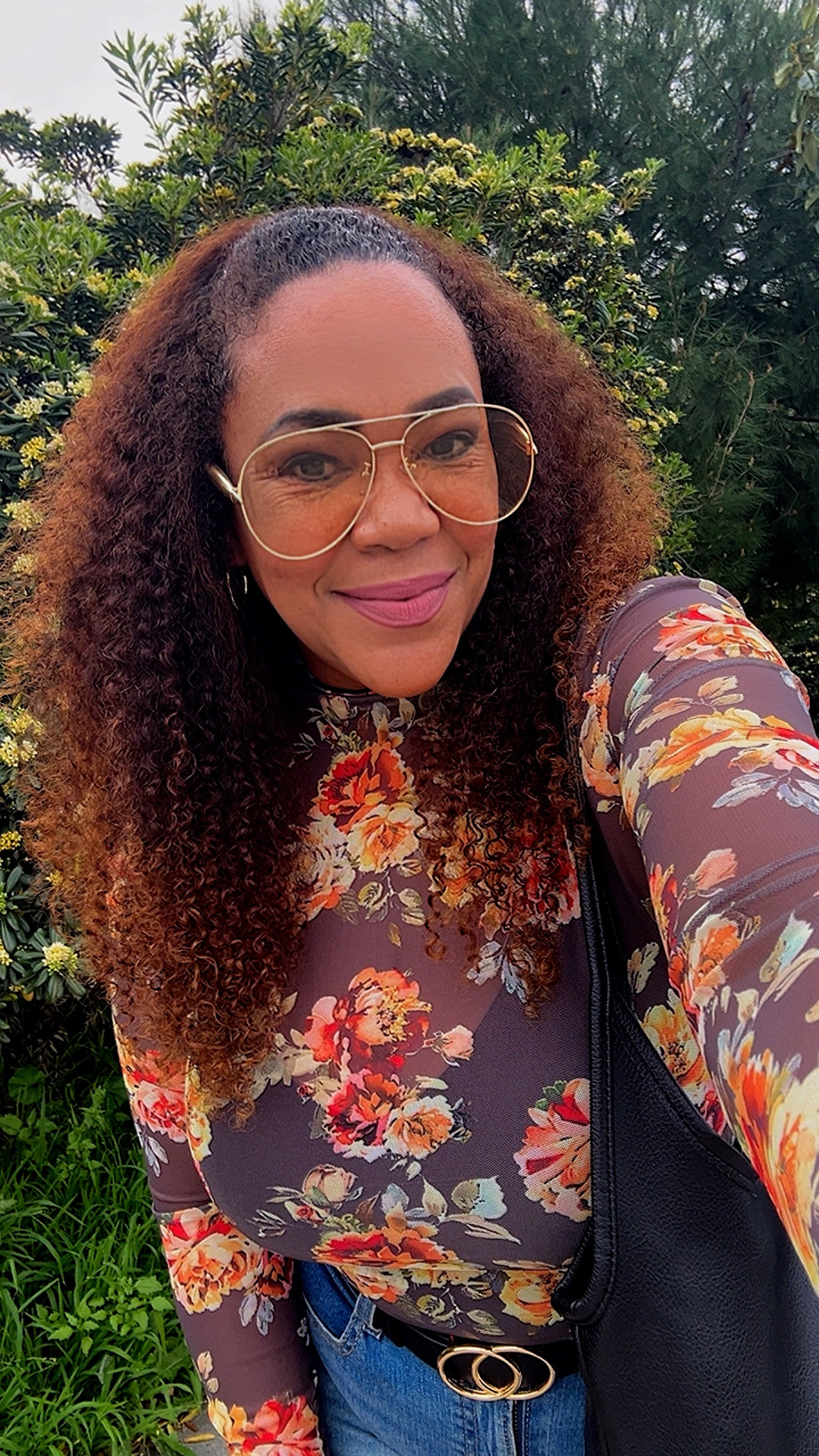 Adorable mesh top with my Honeylove Cami underneath! Got this mesh top in a size large. Honeylove cami is a size xl. Jeans are Levi’s bootcut in a size 32

💥Listen 👋🏾 Use my promo code link for 20% off!! #honeylovepartner
Promo code link 🫶🏾 https://checkout.honeylove.com/VRODRIGUEZ  

#LTKMidsize #LTKOver40 #LTKootd