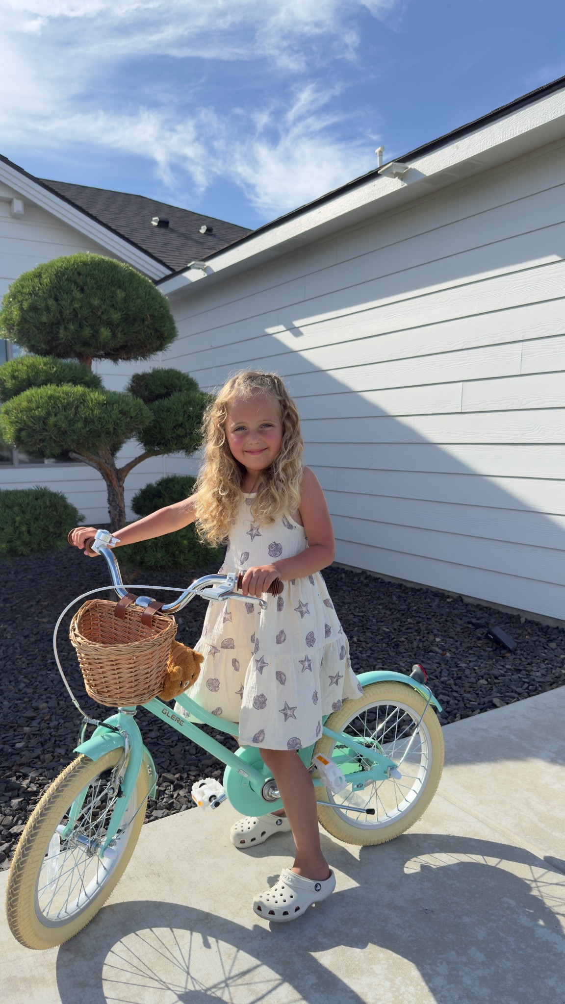 Mint kids bike with basket vintage 

#LTKGiftGuide #LTKKids #LTKSummerEdit