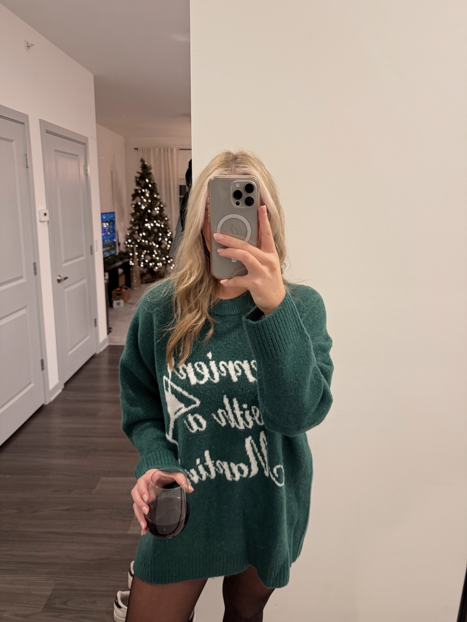 my new fave sweater! 🍸

#LTKootd #LTKHoliday