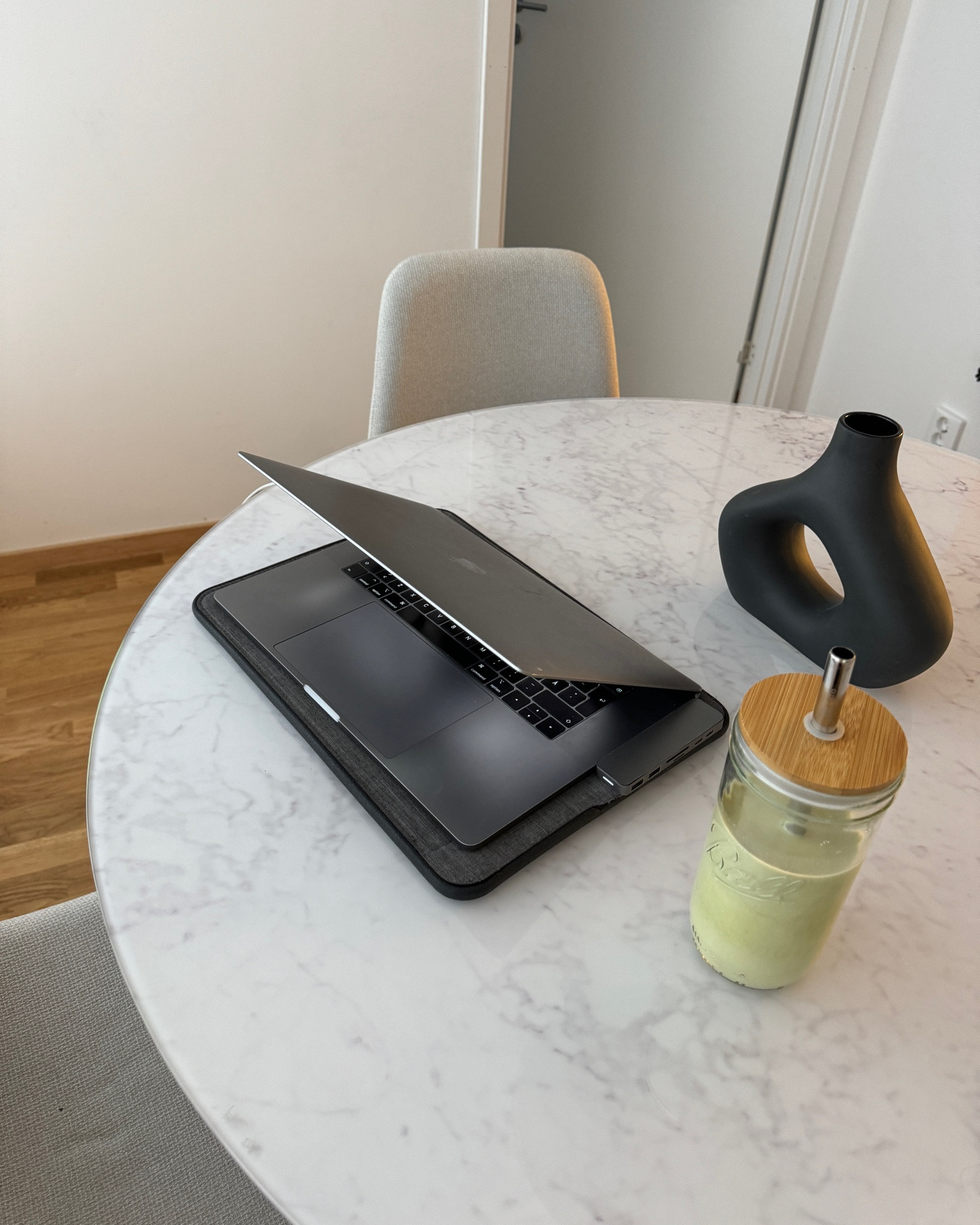 Black vase

#LTKhome