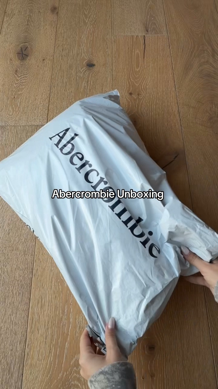 Last chance!!! The @abercrombie sale ends tonight 🚨20-40% off everything + stackable code SUITEAF

I will have what I picked up ⛓️‍💥 on my LTK. I’ll post a try on soon. 

#LTKSaleAlert #LTKootd #LTKU