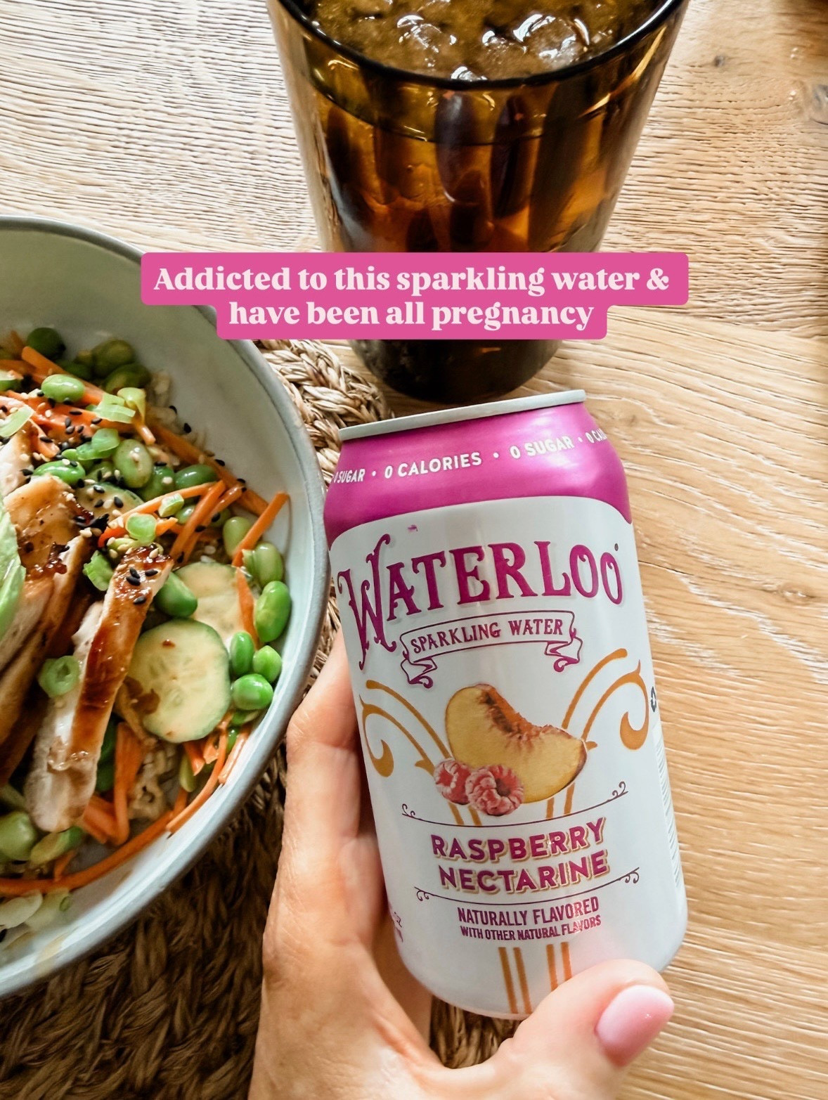 This sparkling water is so good 😍

Loverly Grey, Waterloo, sparkling water, pregnancy essentials, maternity essentials 

#LTKBump #LTKBaby