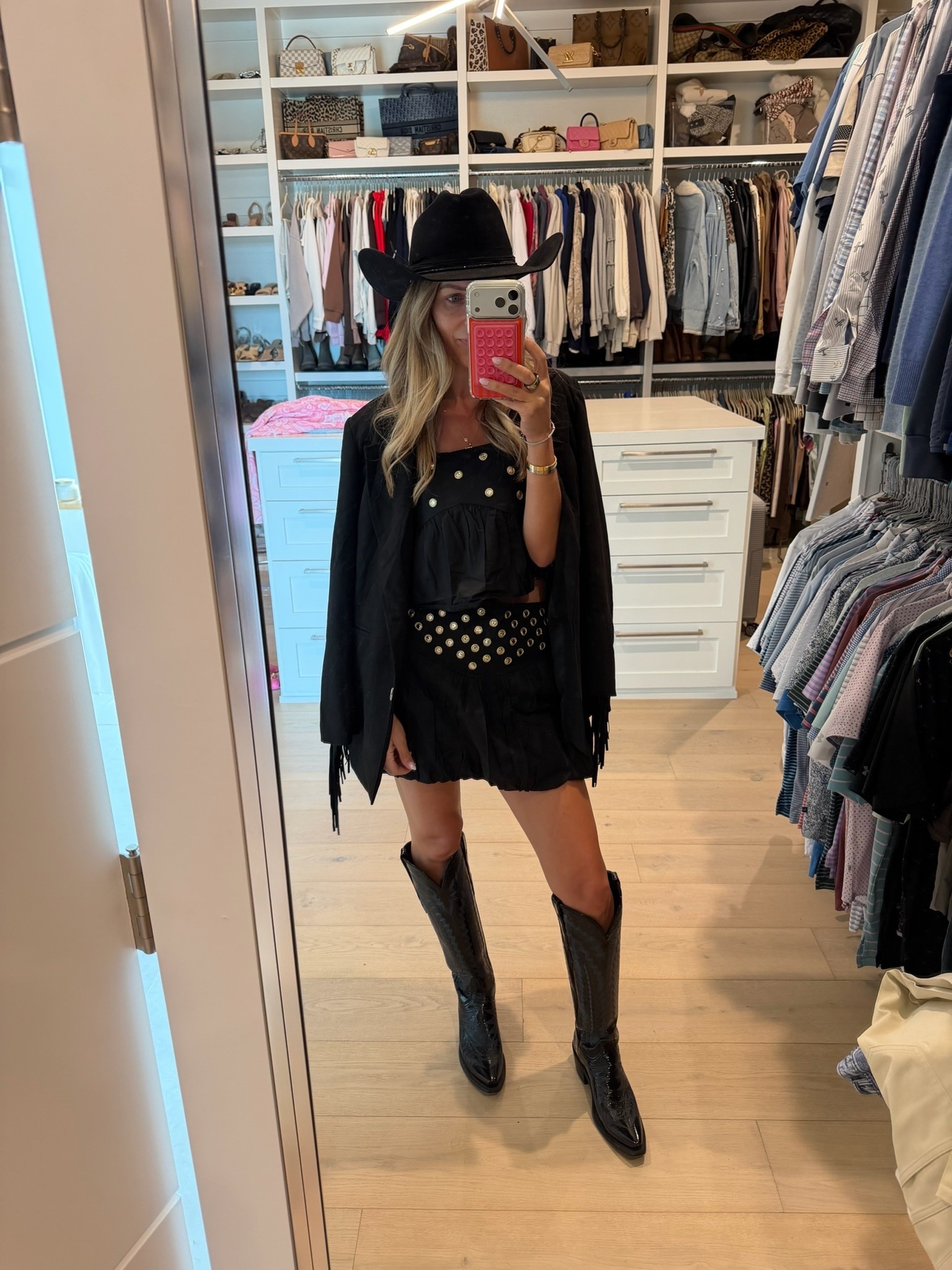 Morgan Wallen outfit 🤠 option 1
Vici set size small

#LTKOver40 #LTKPetite #LTKootd