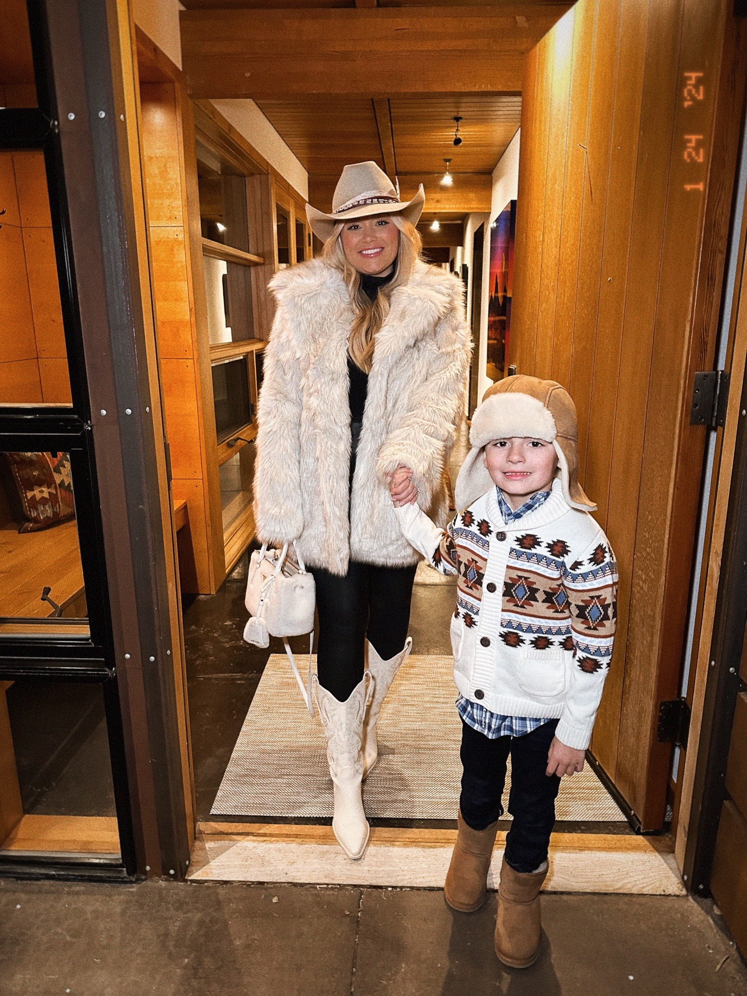 Jackson Hole looks!
Under $150 fur