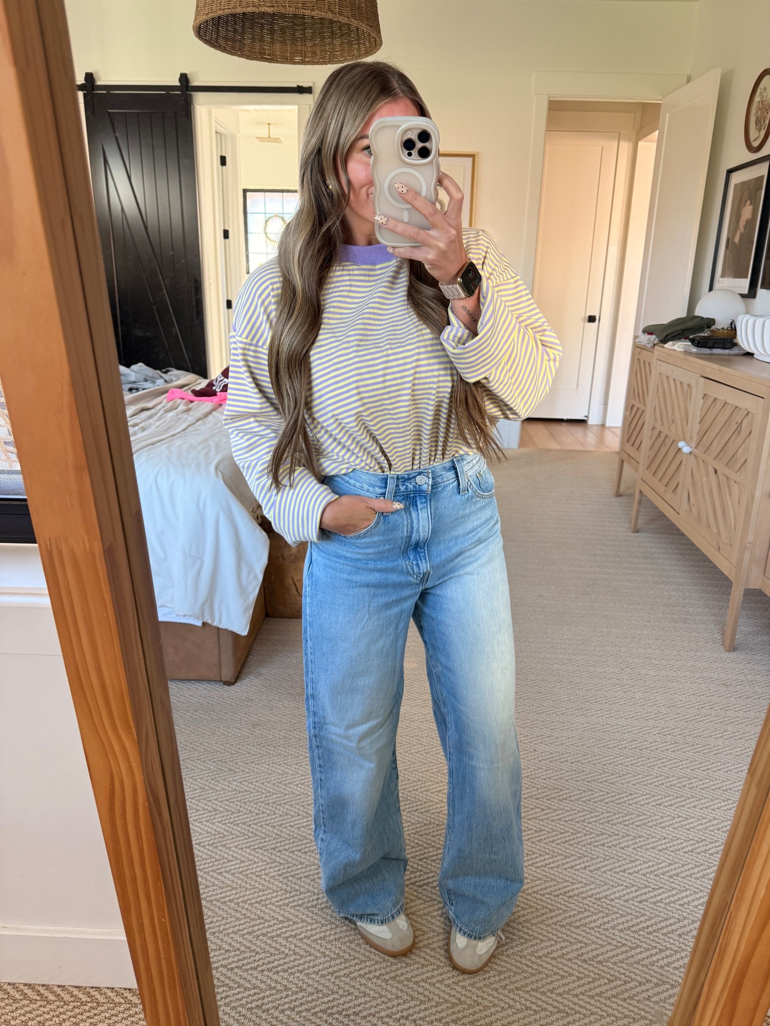 I’m sucker for a good long sleeve top and the few I have ordered the last week are so dang cute! 

#LTKootd #LTKGiftGuide #LTKmomlife