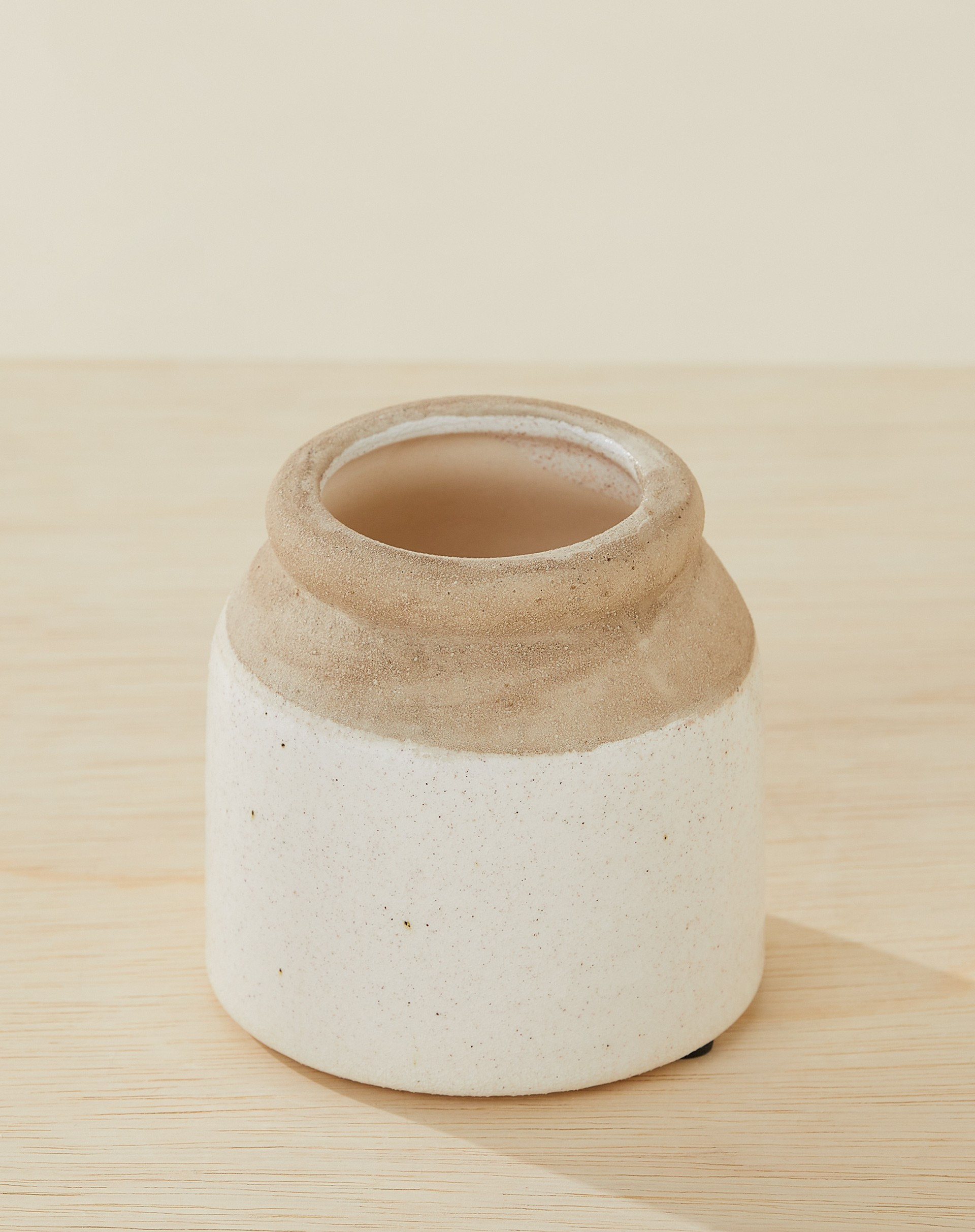 VASO DECORATIVO DE PORCELANA | Amaro (BR)