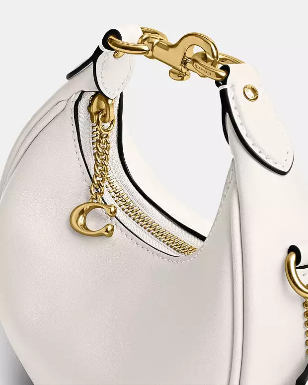 $250 | Coach (US)