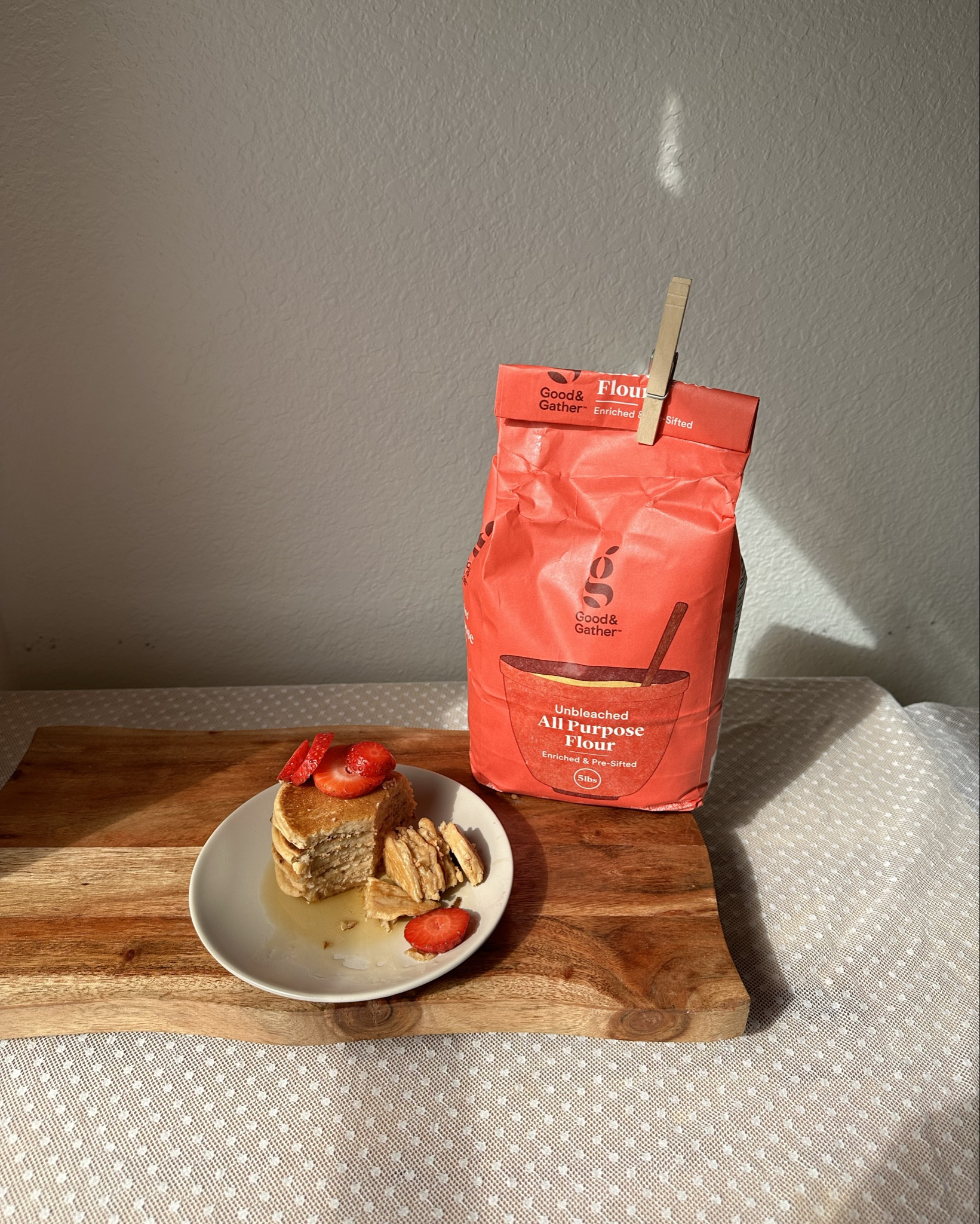 Simple protein pancakes of my dreams.🤍 I grabbed all of these ingredients at Target!🤍

1/4 cup of unbleached flour 🤍
1 egg
1 scoop of protein powder💓
1/2 cup of almond milk 
1tsp baking powder
a pinch of pink salt 
a splash of vanilla🤍

-mix all ingredients together in a box and pour over medium heat, wait until small bubbles form, flip and wait 3 minutes, then enjoy!🤍💌

#LTKSeasonal #LTKParties #LTKHome