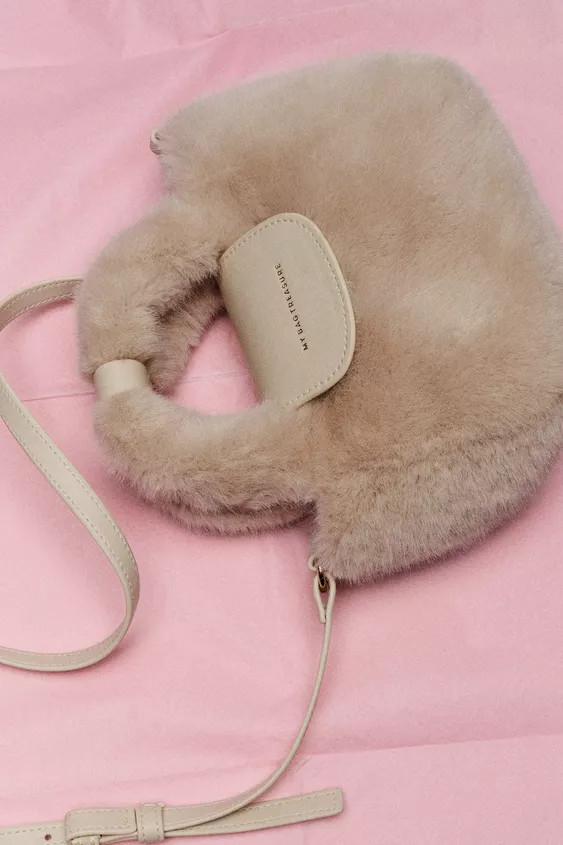 SHEEPSKIN CROSSBODY BAG | Zara UK