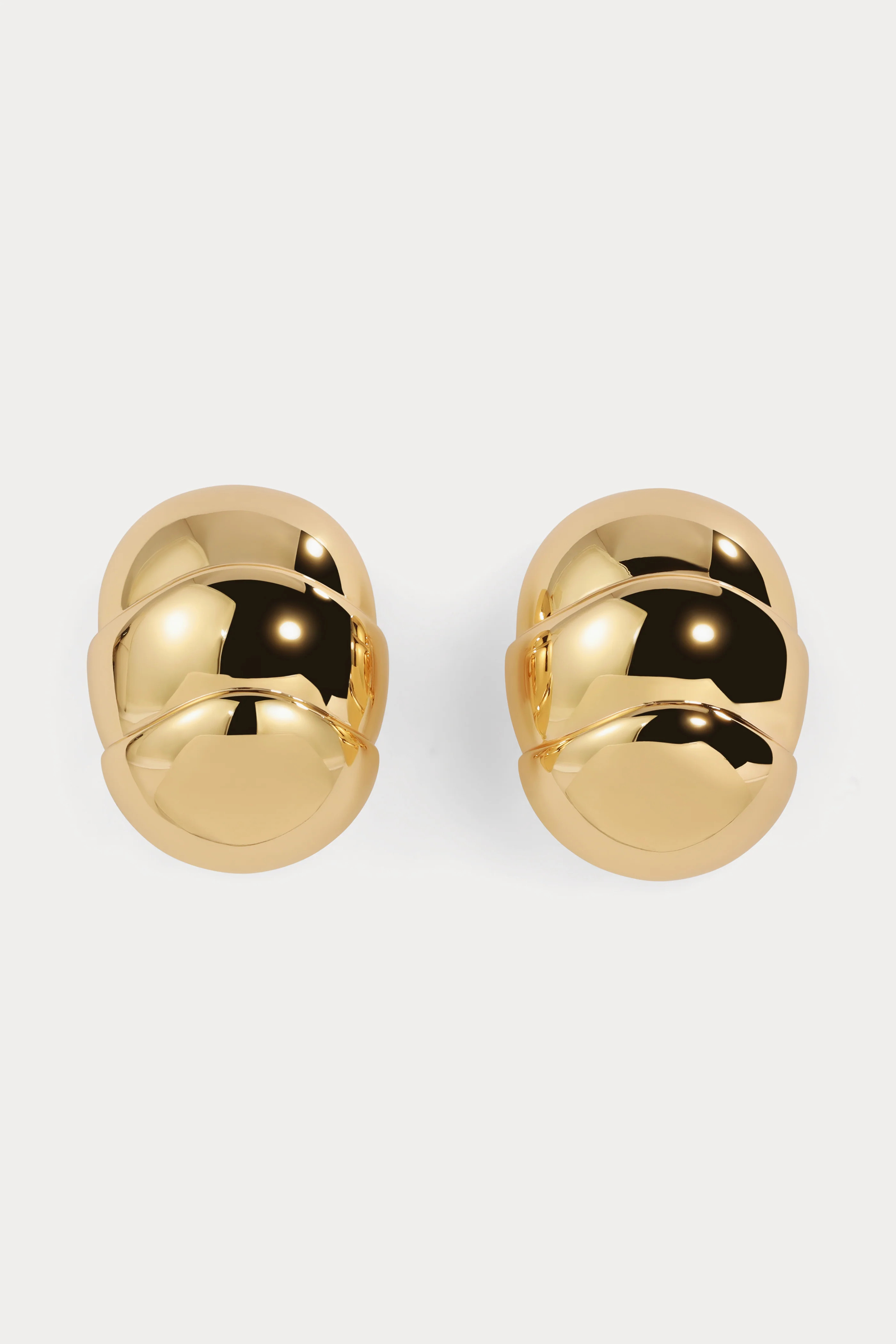 Smooth Armadillo Shield Earrings | Lili Claspe