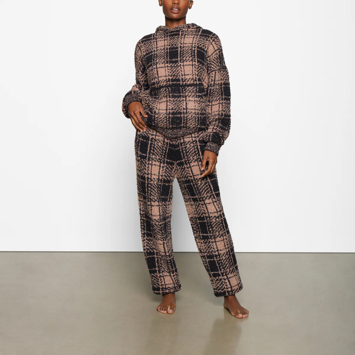 COZY KNIT UNISEX HOODIE | SKIMS (US)