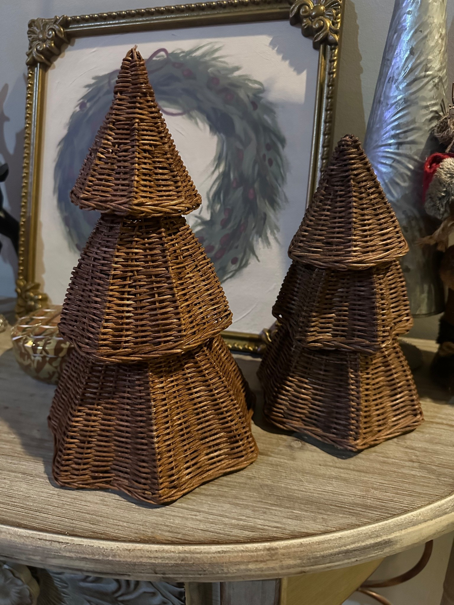 Christmas decor 



#LTKHome #LTKSeasonal #LTKHoliday