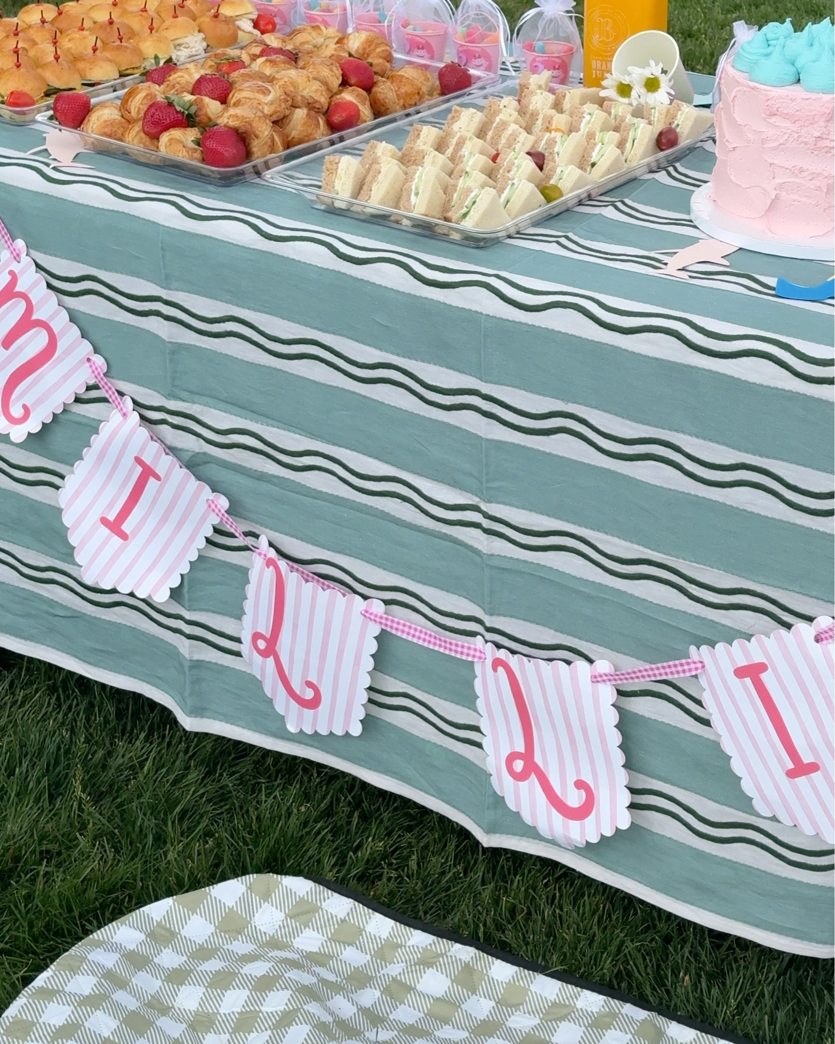 Millie’s 2nd Birthday: Baby Shark! 🦈

#LTKmomlife #LTKKids #LTKBaby