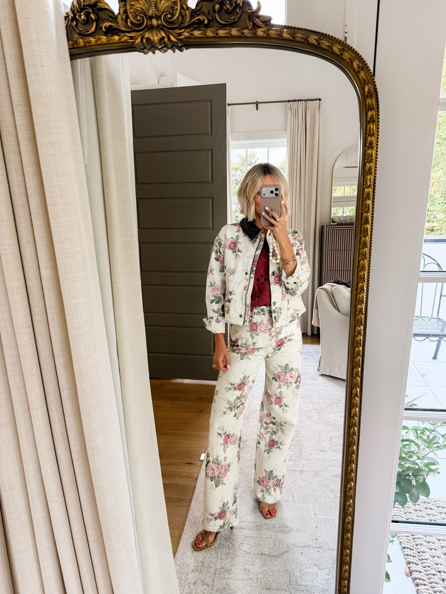 These floral pieces are currently on sale 😍👏🏼 wearing XS/2.

Loverly Grey, Old Navy, floral jacket, floral denim, floral jeans, sale alert

#LTKootd #LTKSeasonal #LTKSaleAlert