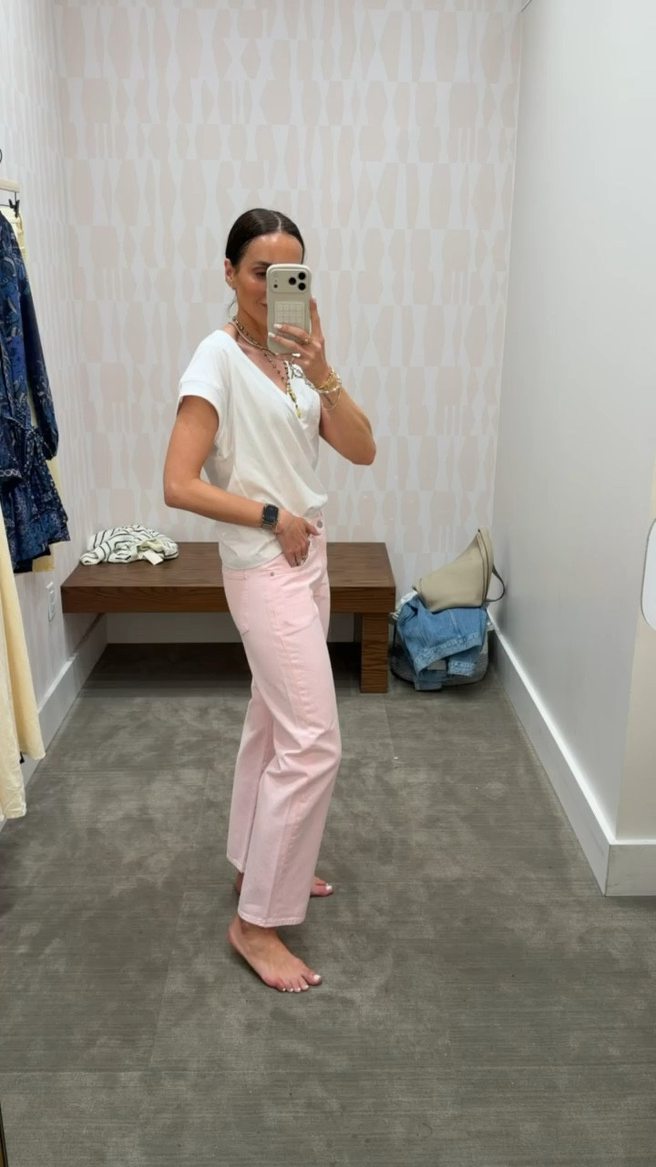 I'm wearing tee in size XS.
pistola sale, pistola jeans, pink jeans, evereve sale, annabrstyle.

#LTKSaleAlert