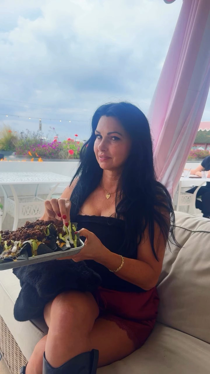 The Beverly Beach Garden, a beautiful rooftop restaurant in Pacific Beach, California,  offers the best in coastal California dining! 🌸

Enjoy the garden party-inspired atmosphere and chef-curated dishes with unmatched ocean views. 🌴

The Beverly Beach Garden embodies,
“Southern California” with sun, fun, and great food. 💕

Follow @marneys_tidbits on Insta for more fun restaurant and lifestyle ideas! 🌸

#foodie #beautifulrestaurants #shorts #marneystidbits #bestrestaurant

#LTKdayinmylife #LTKgrwm #LTKfoodie