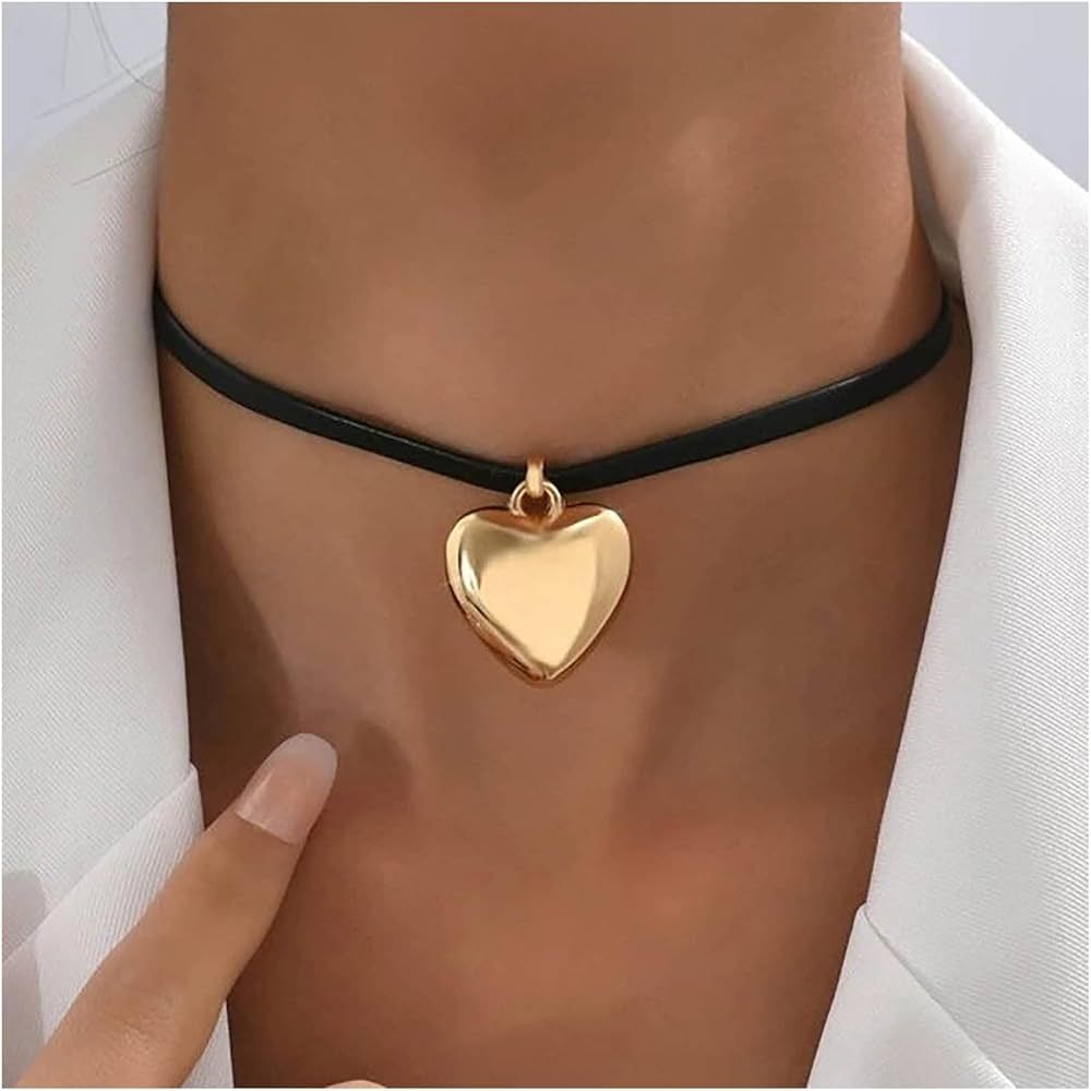 Andelaisi Boho Heart Velvet Choker Necklace Black Velvet Suede Necklace Choker Gold Love Heart Pe... | Amazon (US)