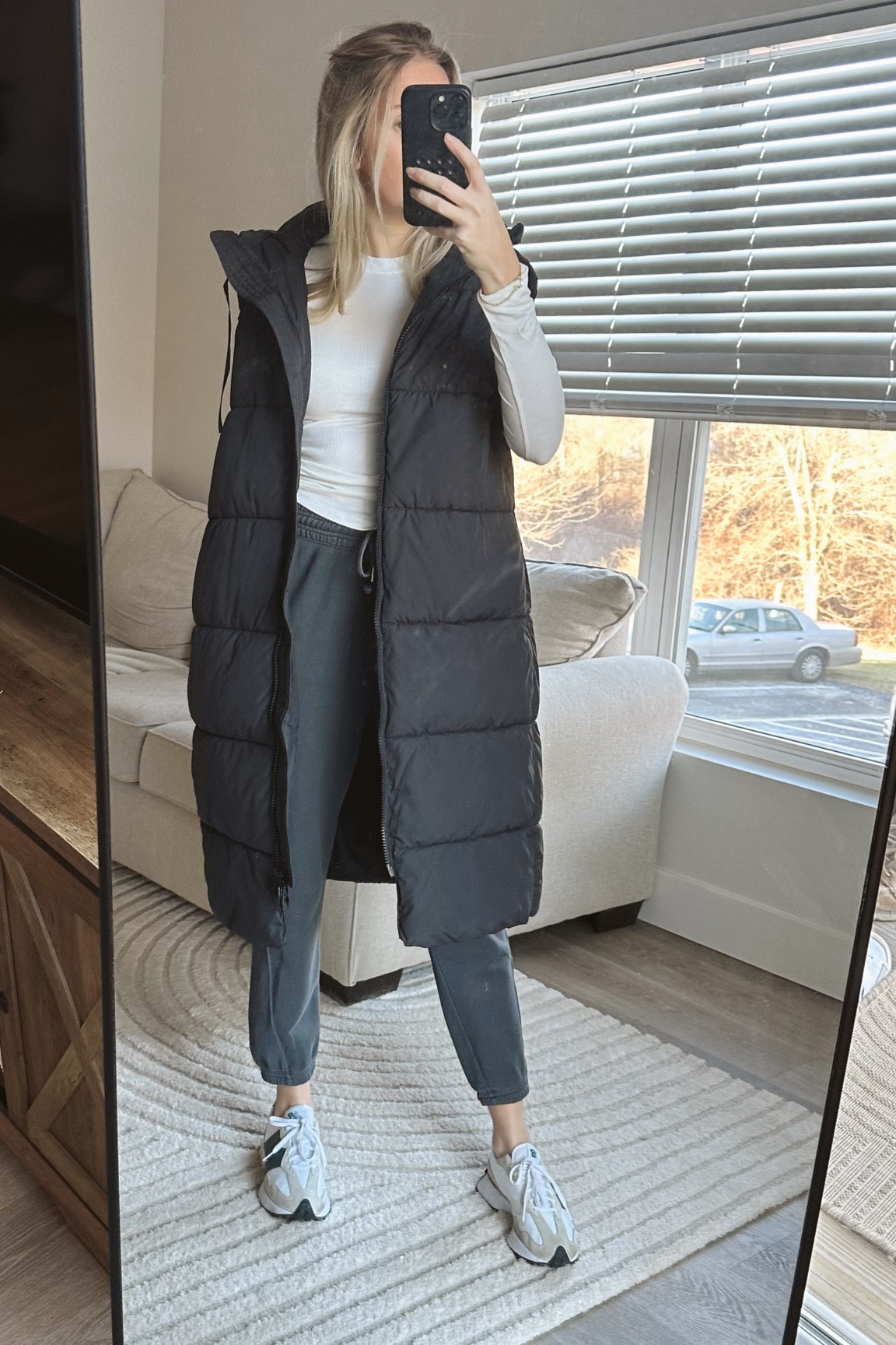 loungewear
Long vest
Aerie joggers 


#LTKstyletip #LTKshoecrush #LTKsalealert