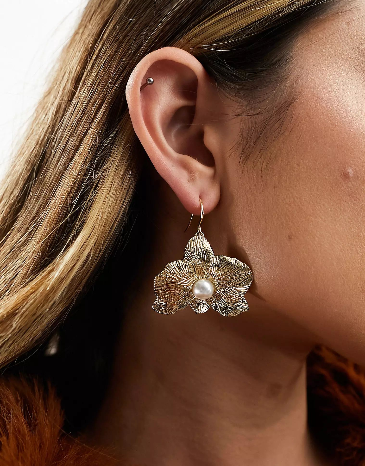 & Other Stories statement floral earrings with faux pearls in gold | ASOS (Global)