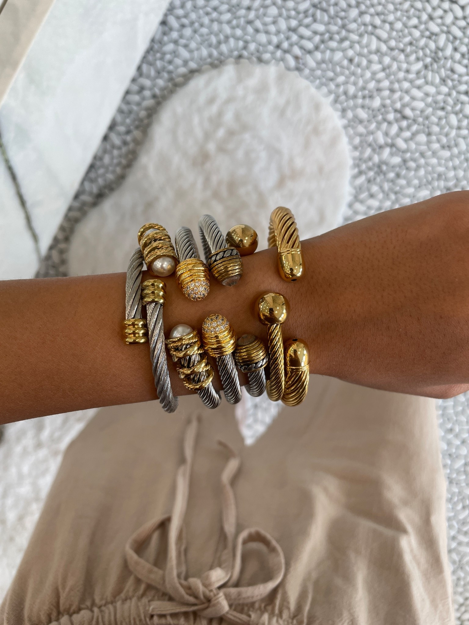 These inexpensive David Yurman Dupe Bracelets turned out to be sooooo cute! I love mixing and matching them and feel like a stack of three are perfect 🙌 you can get this entire stack for under $25 right now, the very last bracelet to the left came with a ring but it was not adjustable and didn’t fit. I’m wearing my favorite linen pants in khaki in the smallest size! 



•••



David Yurman bracelet David Yurman cuff david Yurman cable bracelet david Yurman inspired bracelet gold bracelets silver bracelets cute jewelry inexpensive jewelry shein finds shein jewelry shein bracelet cuffs arm candy affordable jewelry linen pants khaki pants comfy pants comfy clothes designer dupe designer inspired summer pants fall pants fall bottoms linen bottoms fall fashion 