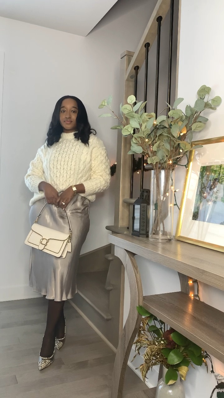 HOLIDAY OUTFIT INSPO
NEUTRAL LOOK
CREME SWEATER 
PLATFORM CREAM
BOOTS

#LTKfit #LTKunder100 #LTKstyletip