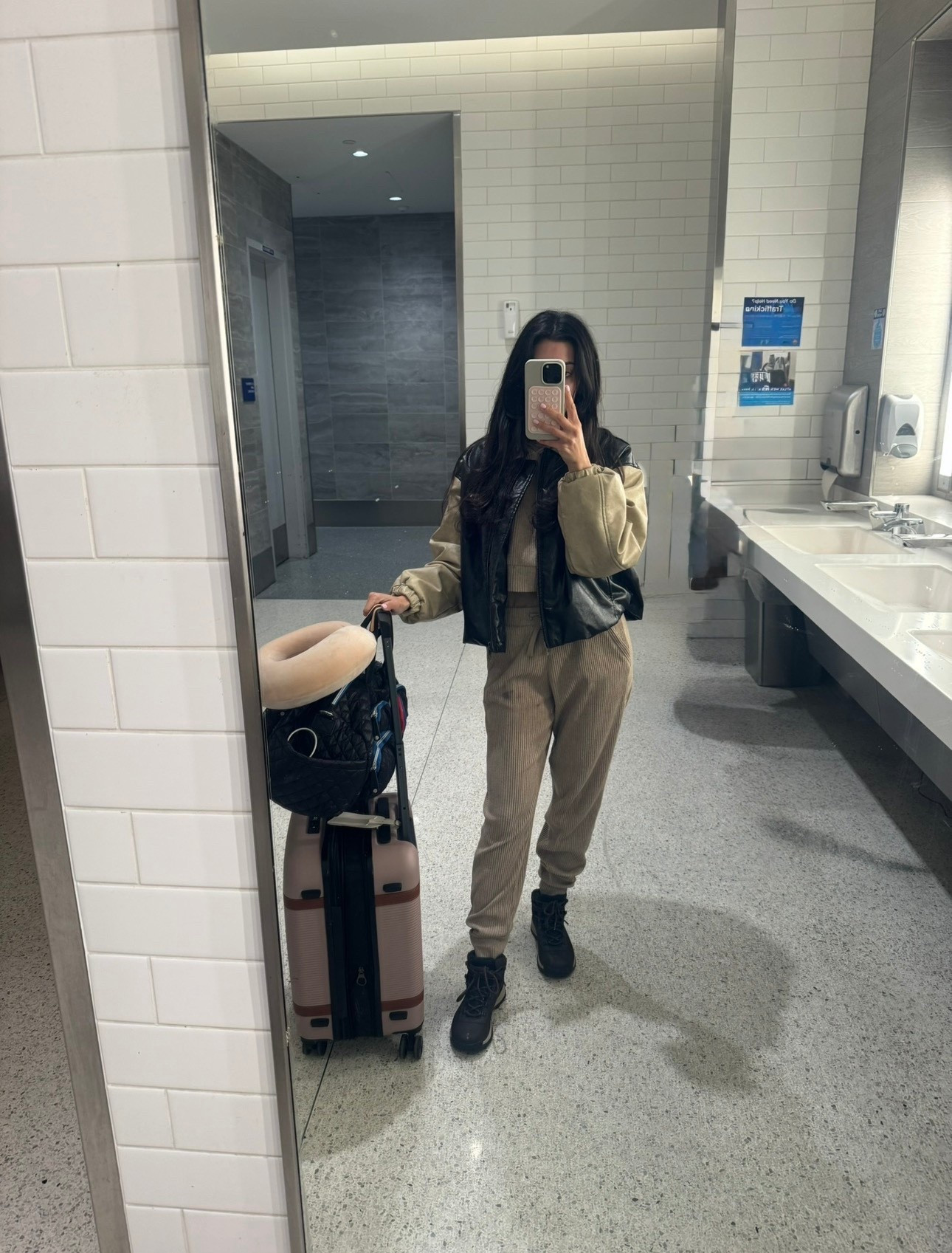 ✈️✈️

#LTKTravel #LTKFindsUnder50 #LTKSeasonal