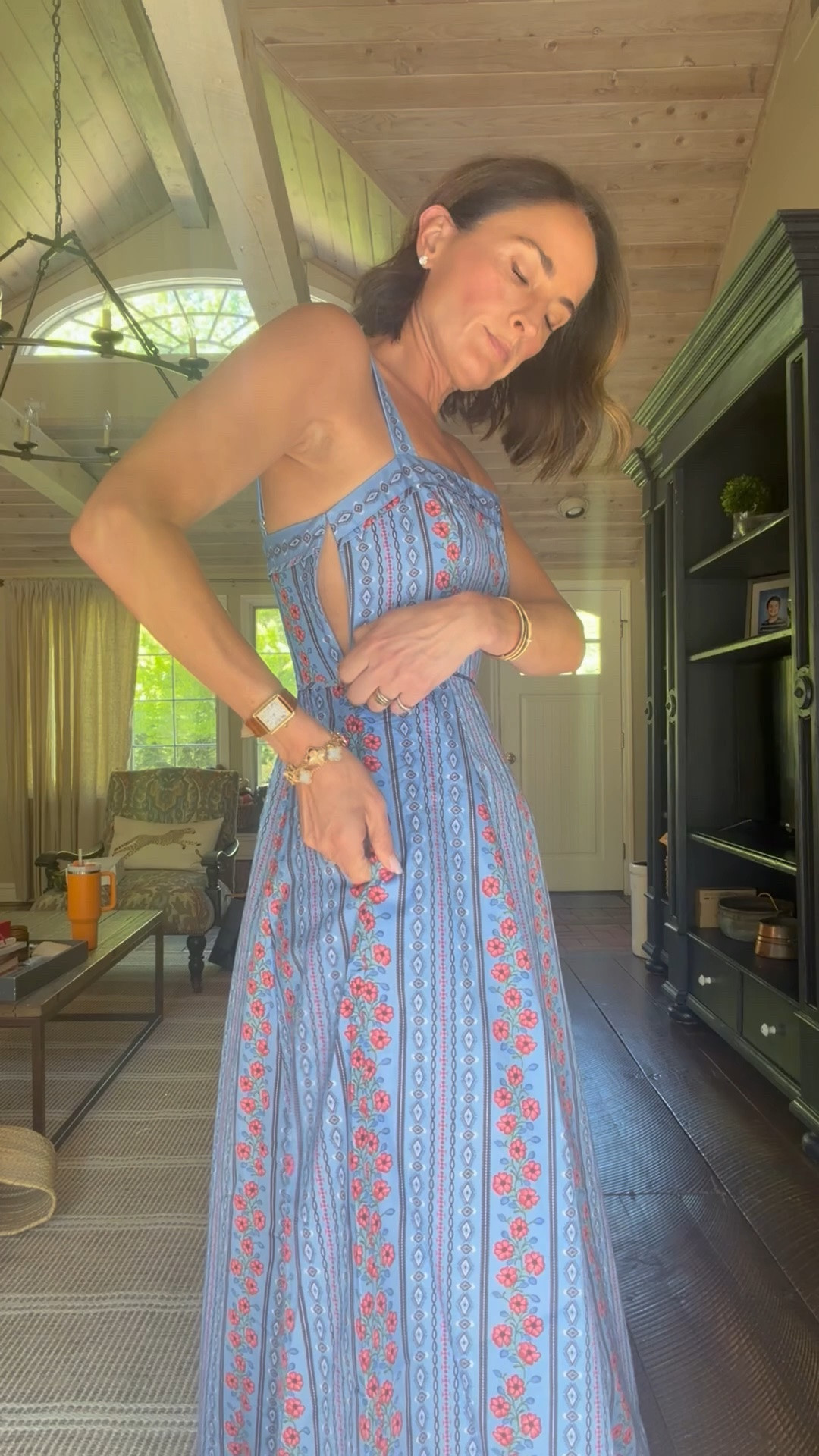 A moment for blue! 4 dress I’m loving for summer travel.’